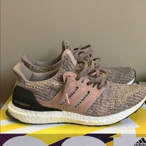 Size 9 ultra boost Ash Pearl